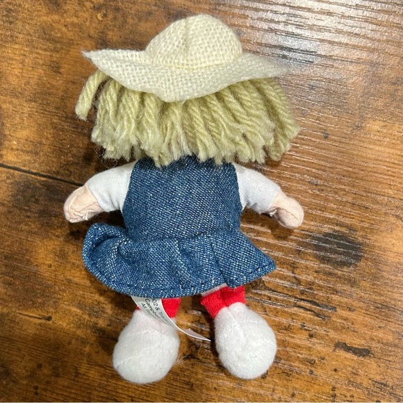 Vintage 2002 Campbell's Soup Kids Girl Doll Collectible Plush Fridge Magnet 4” - Picture 2 of 6